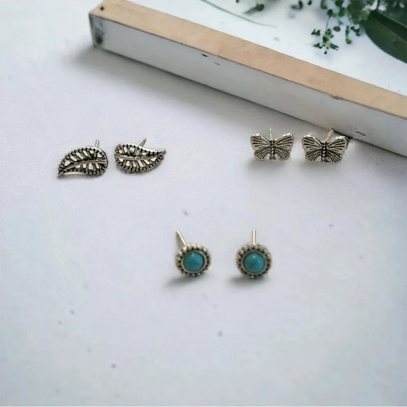 Mini Turquoise Circle & Silver Leaf & Butterfly Stud Earrings - Picture 5 of 8